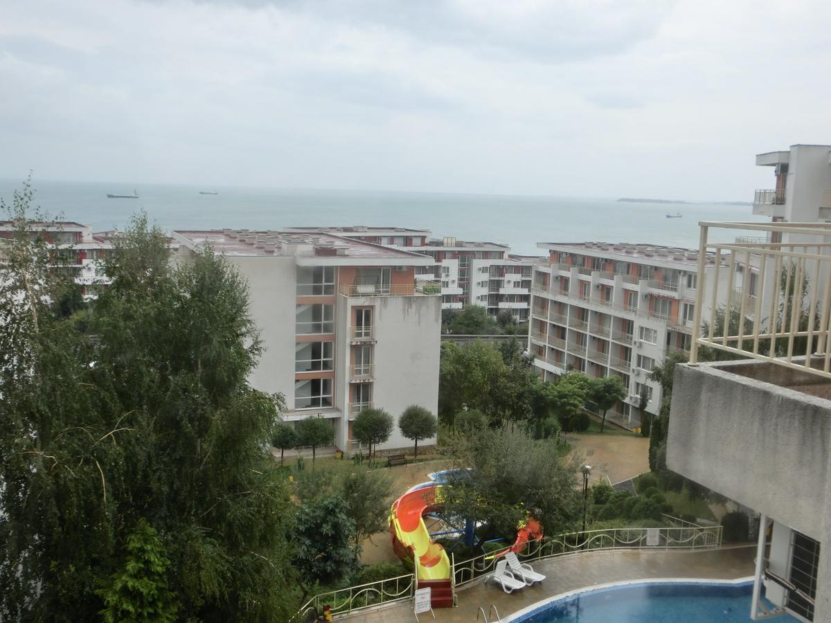 Sea View Crown Apartment On Complex With Pools And Beach, Sveti Vlas Dış mekan fotoğraf