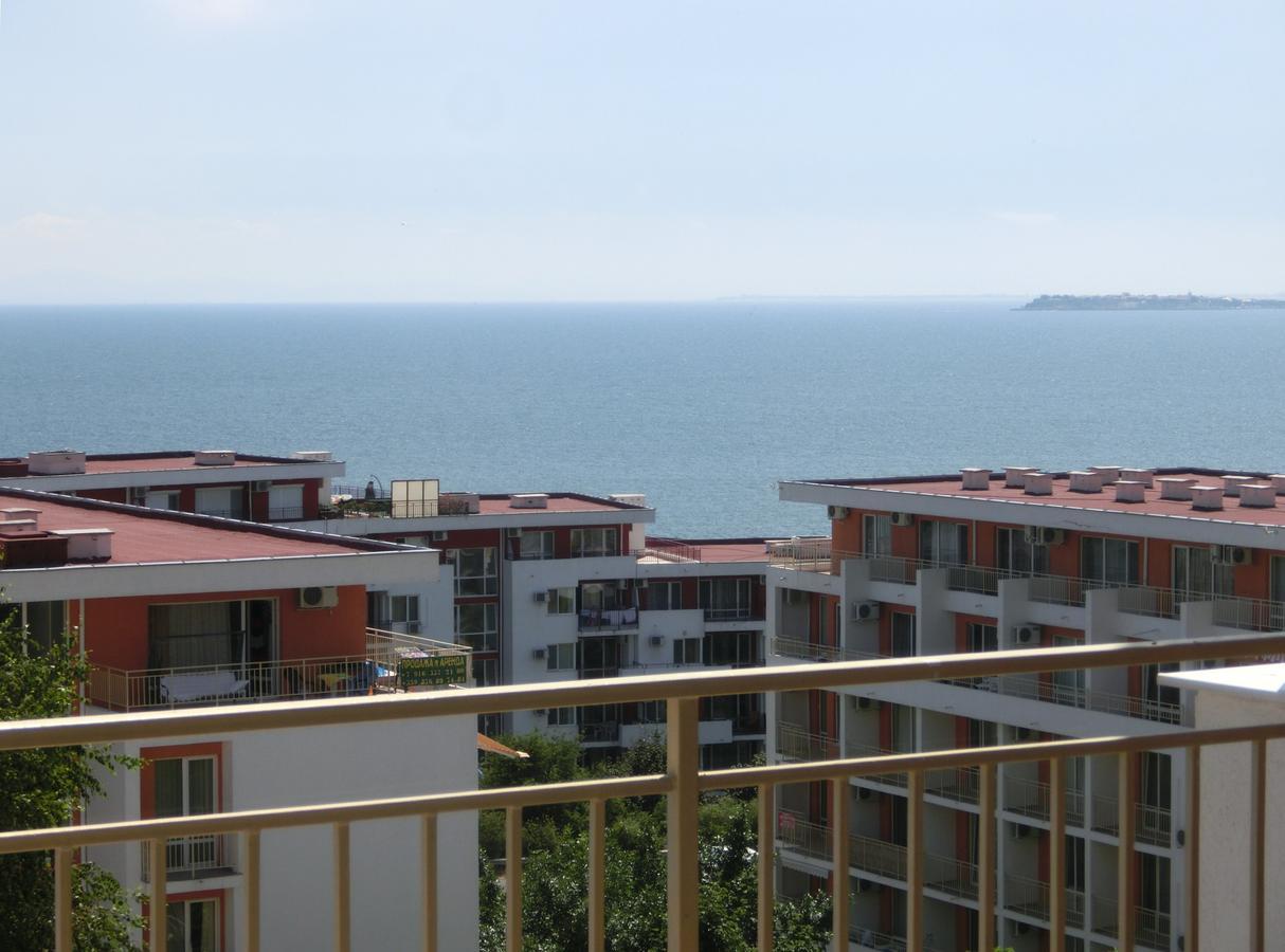 Sea View Crown Apartment On Complex With Pools And Beach, Sveti Vlas Dış mekan fotoğraf