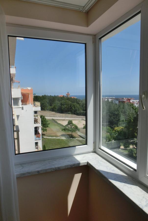 Sea View Crown Apartment On Complex With Pools And Beach, Sveti Vlas Dış mekan fotoğraf